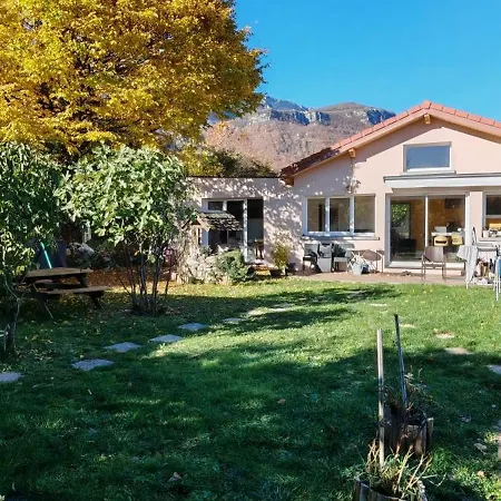 Fabuleuse L'envolee De Calistane Villa *